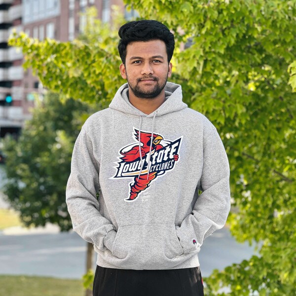Champion® Punching Cy Gray Powerblend Hoodie